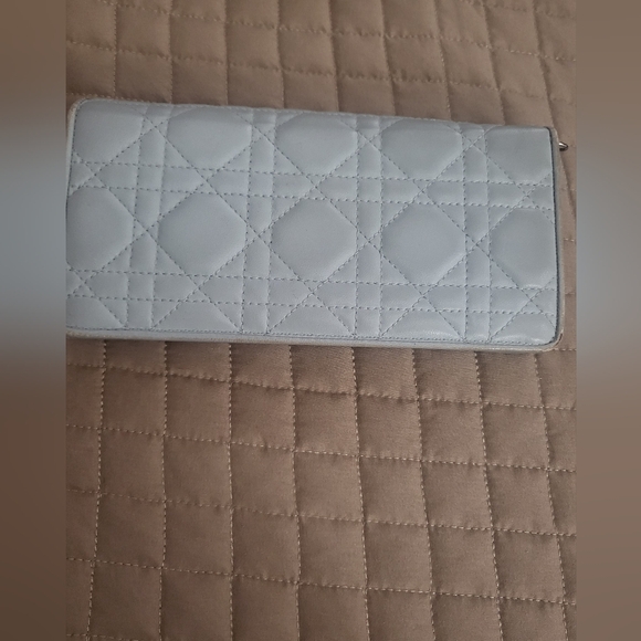 Lady DIOR Cloud Blue Cannage leather wallet - Picture 6 of 8